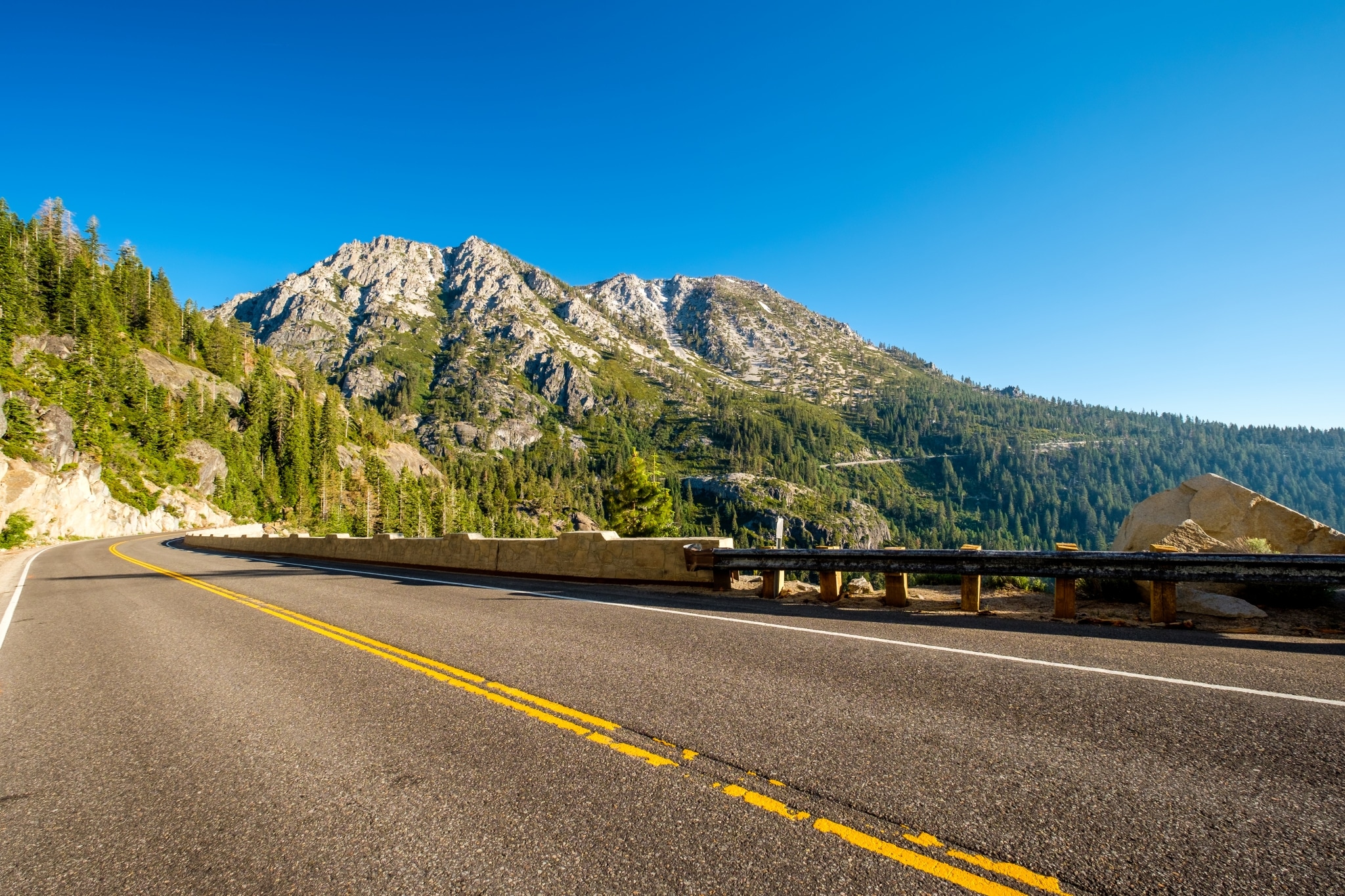 highway at lake tahoe in california PD42RNK